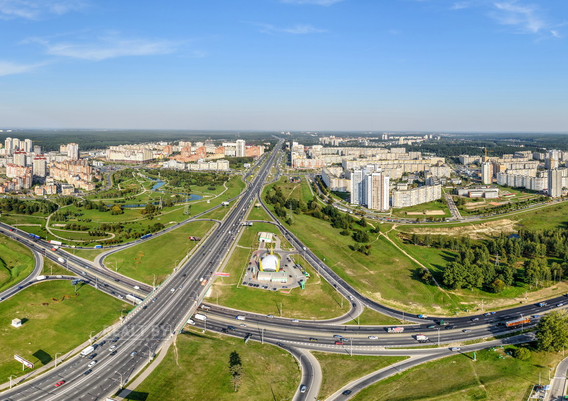 Уручье. Минск Уручье панорама. МКАД Борисовский тракт. Уручье Минск виды.