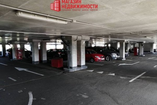 Машино-место на ул. Дзержинского