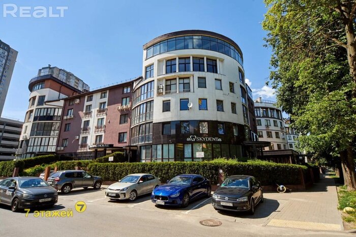 В Минске продали квартиру с рекордной площадью в полтысячи квадратов. Изначальную цену пришлось снизить вдвое