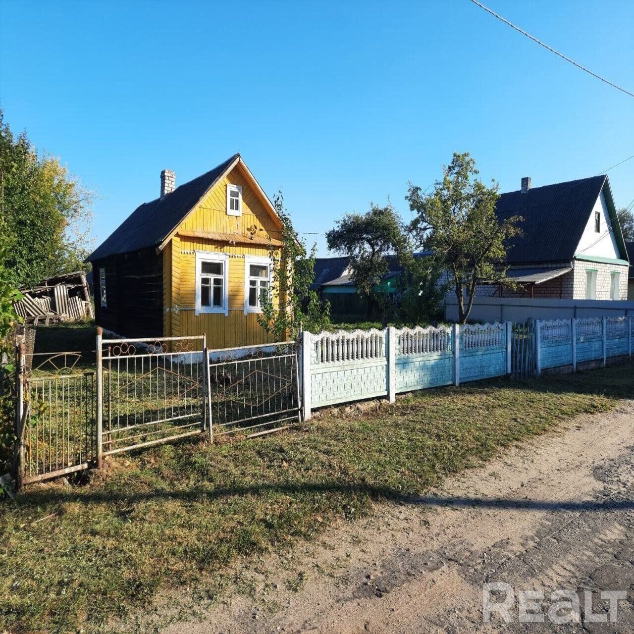 10 тысяч долларов, в часе от Минска. Смотрим крепкие дома в деревнях под  дачу — последние Новости на Realt