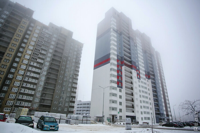Как выглядят новые дома на Притыцкого с метром от 800 долларов. Здесь уже появились квартиры на вторичке