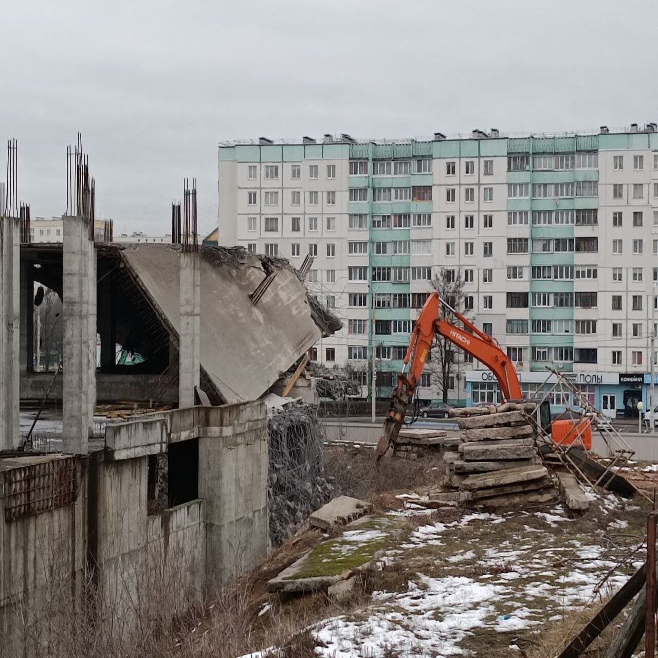 На Притыцкого начался снос несостоявшегося ТРЦ «Гуливер» — последние  Новости на Realt