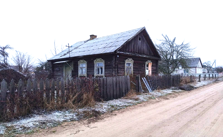 11 долларов за пустующий жилой дом недалеко от Минска. Итоги аукциона