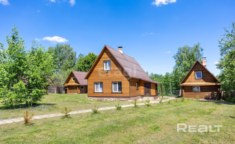 Нужен хутор с выходом к реке? Нашли такой с готовым домом и баней