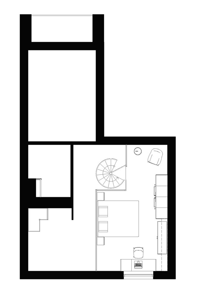Плюс одна комната. Минские дизайнеры превратили квартиру с высоким потолком в двухэтажную