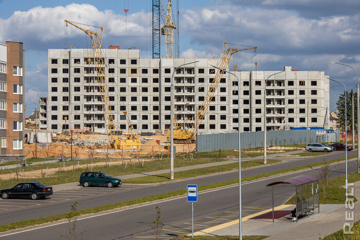 Минским очередникам предлагают квартиры в Смолевичах. Узнали цены и условия