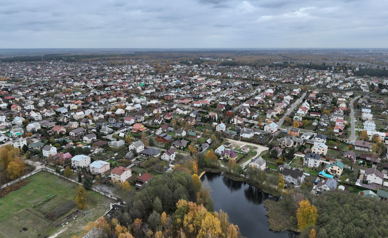Новый, компактный, в коттеджном раю. Рассказываем о самом дорогом доме Бреста в октябре