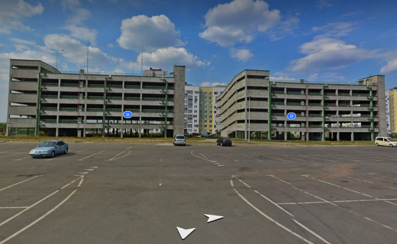 Вместо этих паркингов в Минске хотят открыть магазины низких цен. О чем речь?