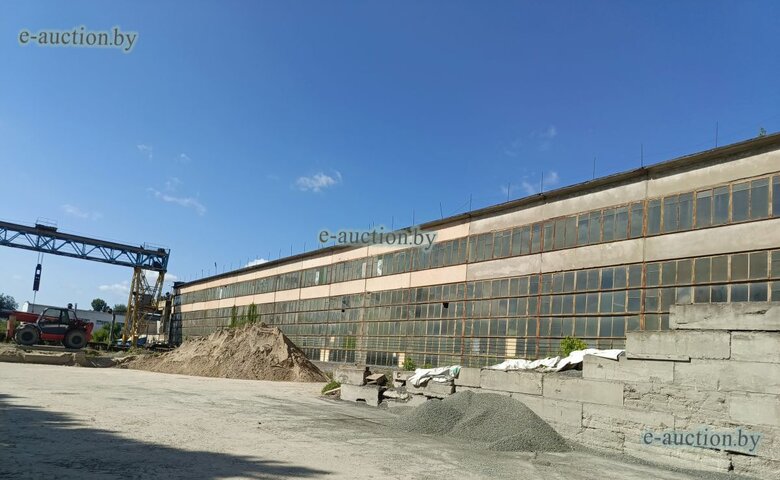 В Бобруйске на продажу за долги выставили большой завод. Подробности