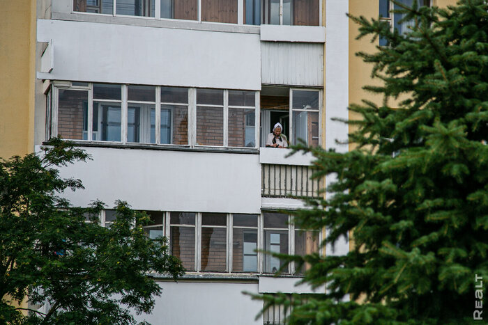 Покупатели пришли из регионов. Эксперты рассказали, почему в августе квартиры в Минске покупали неожиданно активно