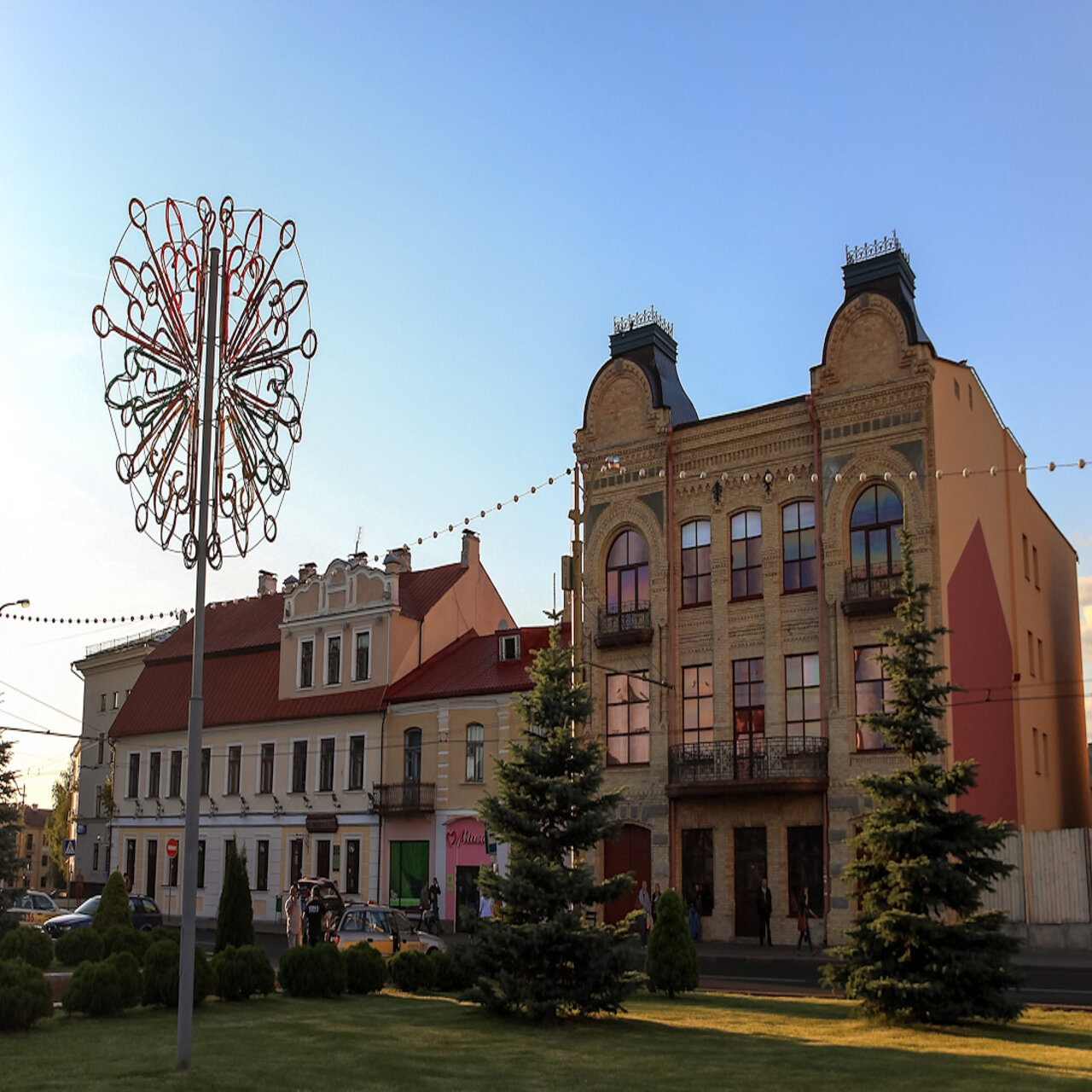 В доме купца Муравьева в Гродно, который стоял заброшенным почти 30 лет,  появился ресторан и апартаменты — последние Новости на Realt