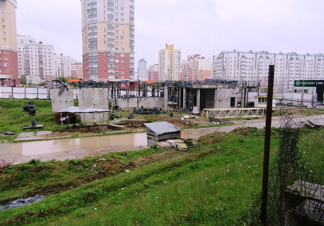 Недострой рядом с метро в Минске попал на торги. Его оценили в миллион  долларов — последние Новости на Realt