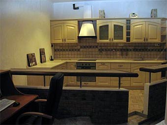 Кухня в сдаваемой в аренду квартире. Фото с сайта doki.ru