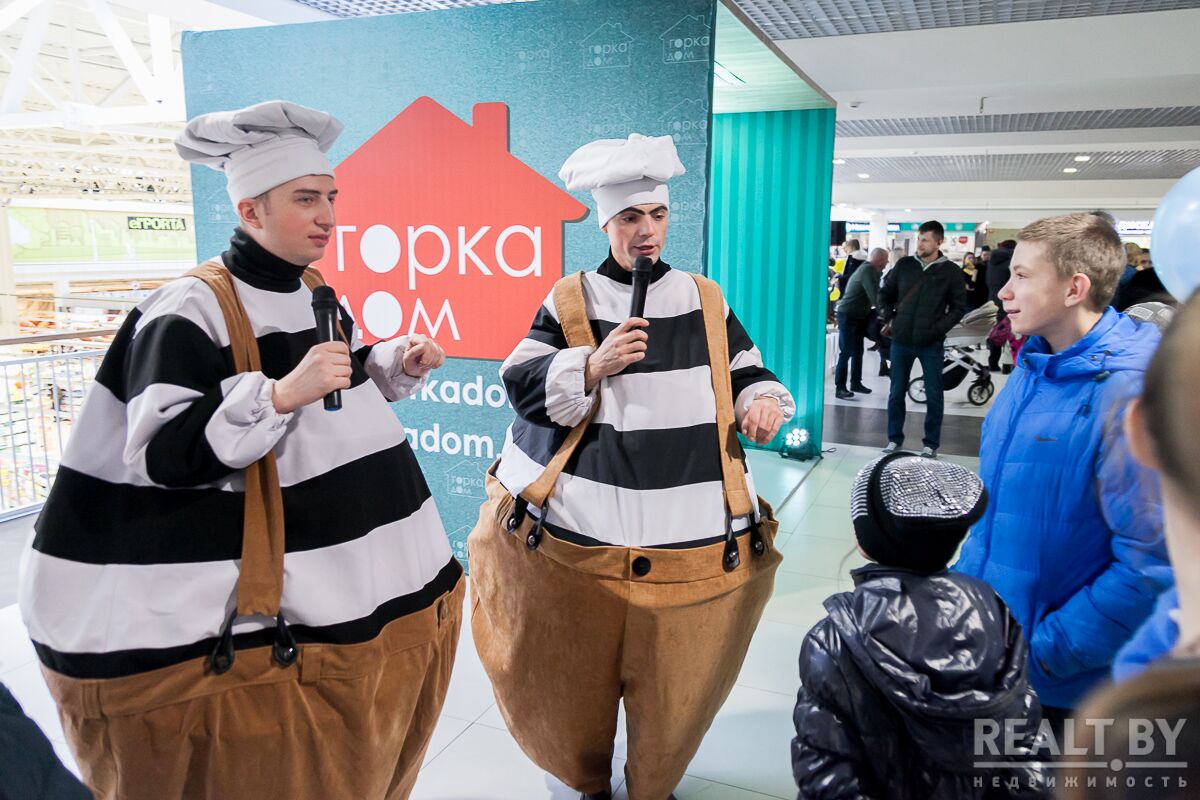 В Каменной Горке открылся новый ТЦ с мебелью и товарами для дома. В первые  дни обещают большие скидки — последние Новости на Realt