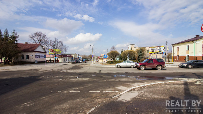 «Жилье в городах-спутниках должно стоить в 2-2,5 раза дешевле, чем в Минске. Только так в них можно завлечь людей» — мнения экспертов